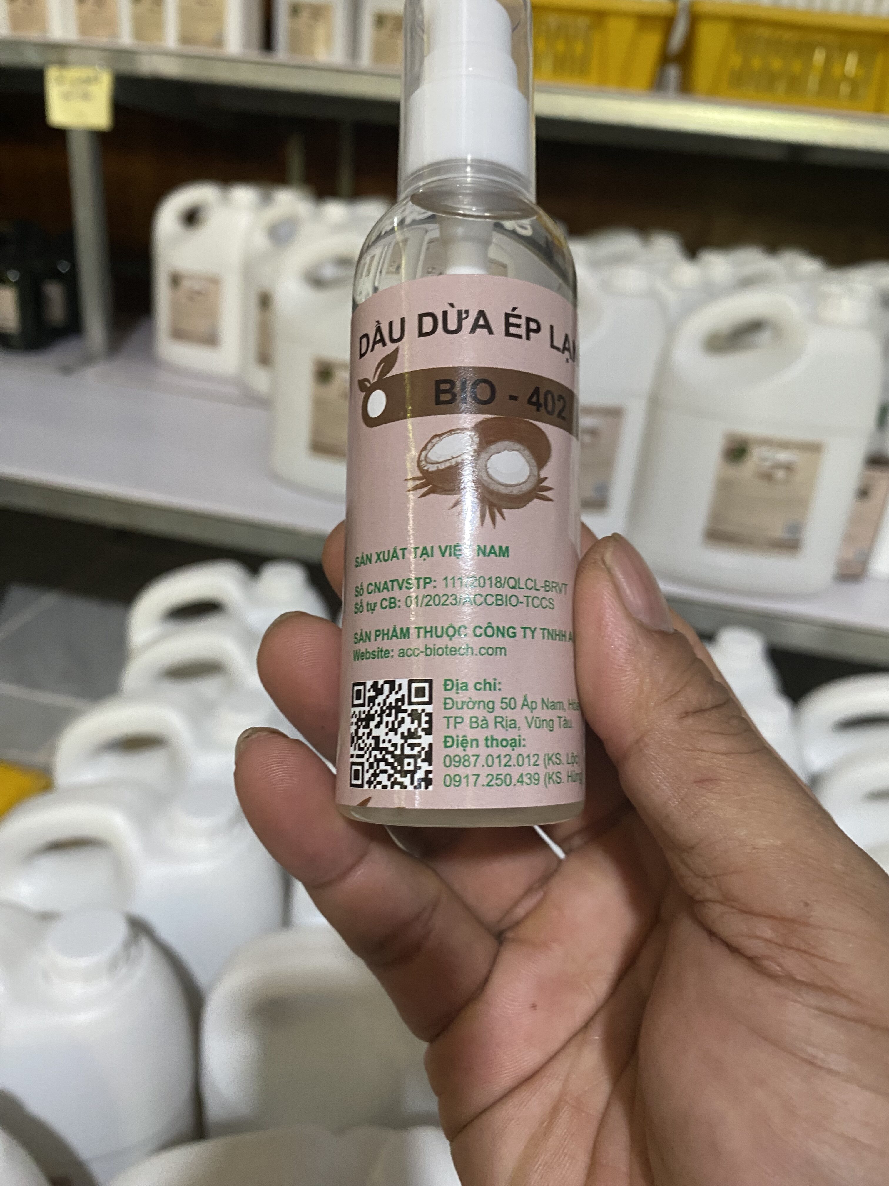 Tinh Dầu Dừa Ép Lạnh Nano Hoá